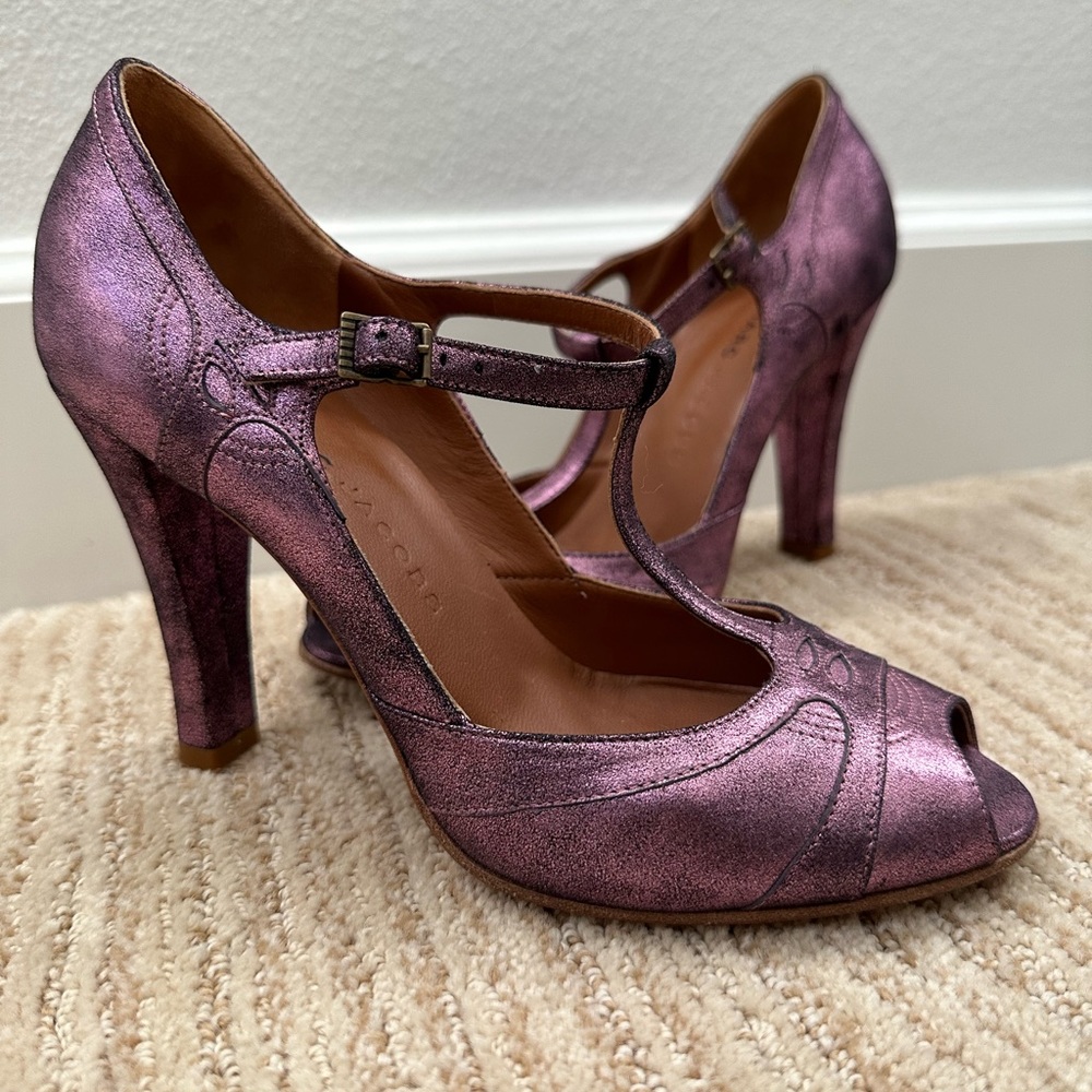 Marc Jacobs T-strap heels, size 7